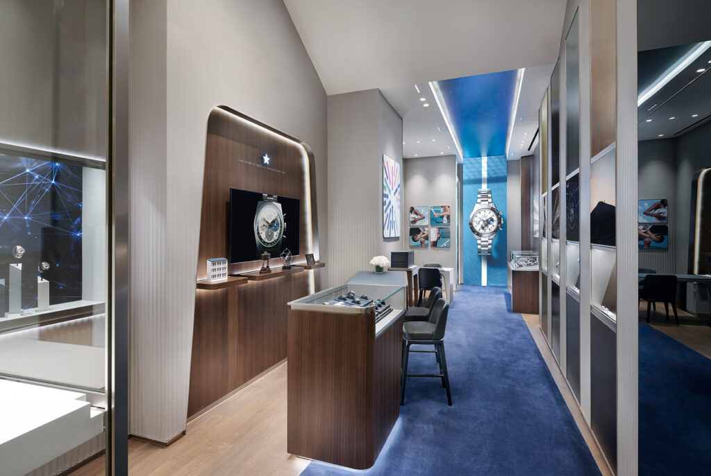 ZENITH and Pendulum Unveil Siam Paragon Boutique